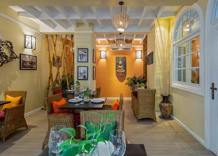 Botum Palace Hotel
