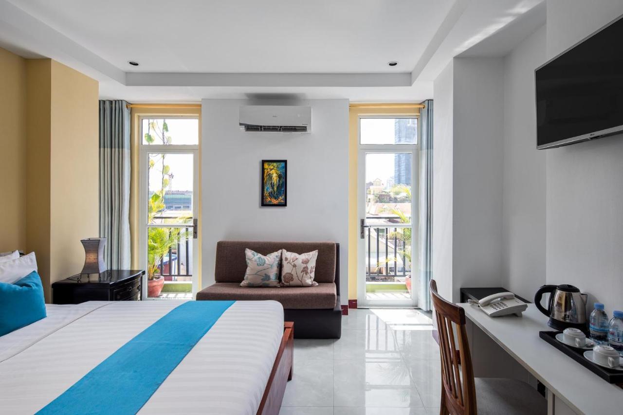 Botum Palace 4*