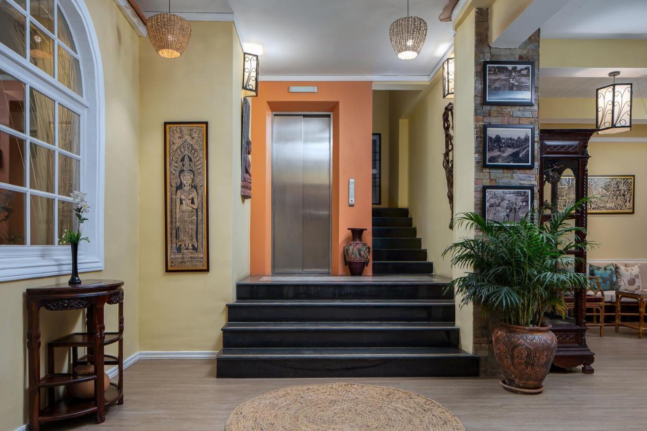 Botum Palace Hotel